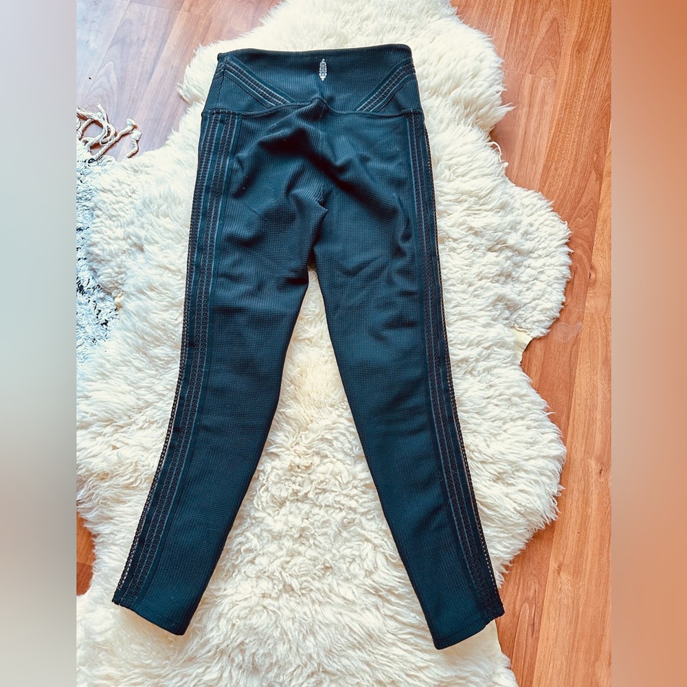 FP Movement RARE Mesh Inset Leggings - Picture 7 of 13